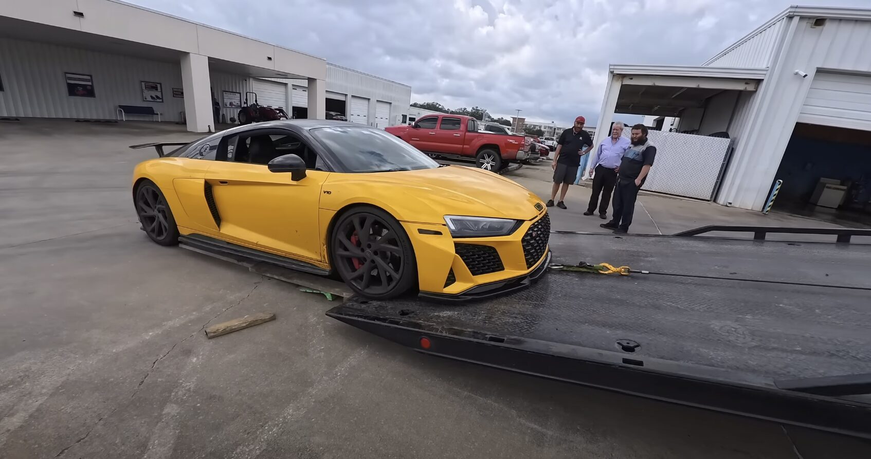 Professional flatbed towing for luxury vehicles
